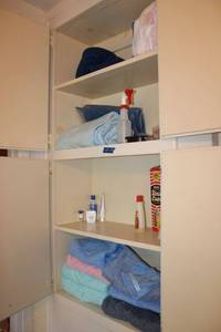 lot 152 image: Bathroom contents towels, unopened feminine products