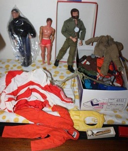 lot 30 image: Vintage men dolls and accessories G.I. Joe with beard, Big Jim, doll with black sweater and jeans