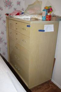 lot 33 image: Vintage Blonde Dresser by Unagusta (matches lots 35, 128, 146)