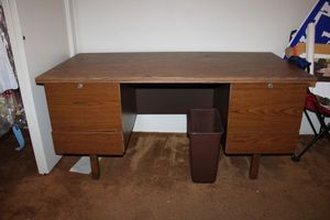 lot 39 image: Vintage laminate work desk both sides have locking drawers