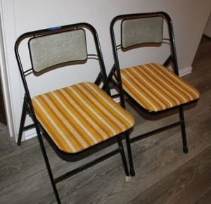 lot 58 image: Pair of heavy Samsonite folding chairs