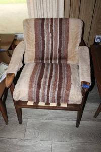 lot 72 image: Slat armchair with plush brown cushions (matches lot 69)