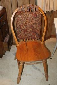 lot 103 image: Wood dining chair with back cushion