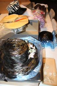 lot 101 image: Vintage hats, see photos