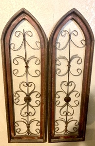 lot 200 image: Wall dcor