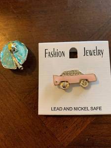 lot 204 image: Lapel pins