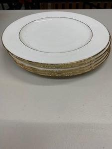 lot 117 image: GOLD TRIM DISHES