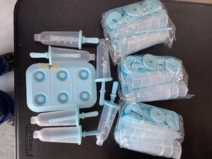lot 145 image: POPSICLE MOLDS