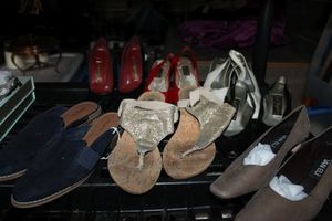 lot 25 image: Womens Shoes Sizes 5-9