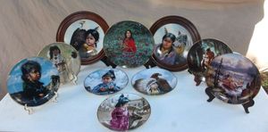 lot 23 image: Native American decorative collectors plates, stands not included