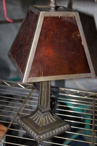 lot 58 image: Small Accent Lamp