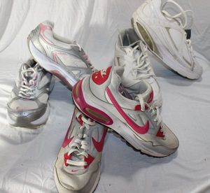 lot 161 image: Womens Tennis Shoes, sizes 8.5 and 9, Nike Air and Danskin Now
