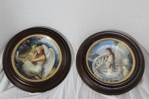 lot 167 image: Decorative Angel Plates with Wooden Wall Holders
