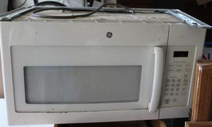 lot 186 image: GE Under counter microwave Model JVM3160DF3WW
