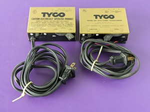 lot 46 image: Lot of 2 - Tyco Model 899B & 899C Hobby Transformer