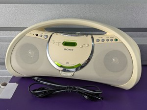lot 75 image: Sony ZS-Y3 CDRadio Boombox