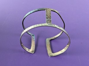 lot 98 image: Sterling Silver Bracelet - 29.4grams