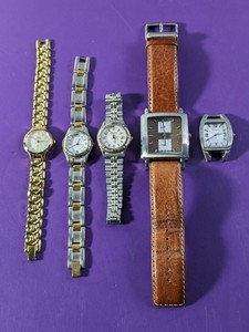 lot 147 image: Lot of 5 - Watches