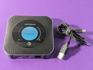 lot 152 image: Netgear Hotspot MR1100