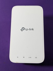 lot 153 image: TP-Link RE300 AC1200 Wi-Fi Range Extender