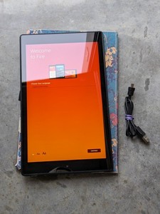 lot 206 image: Amazon Fire SL056ZE Tablet