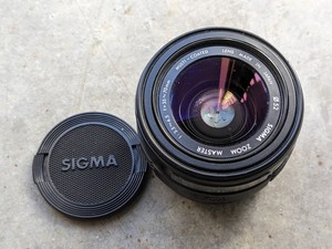 lot 215 image: Sigma Auto Focus 3.5-4.5 70mm Lens