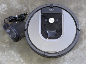 lot 241 image: iRobot Roomba 960 Vacuum Cleaner w Charging Dock