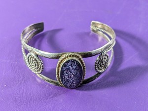 lot 273 image: Mexico Sterling Silver Bracelet 13.2grams
