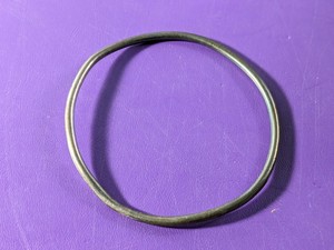 lot 275 image: Sterling Silver Closed Loop Bracelet 7grams