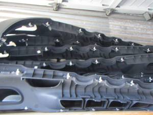 lot 11 image: Grey FORD TRUCK  bumpers qty 10
