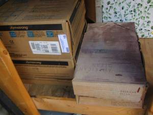 lot 18 image: Armstrong cool white vinyl tile, 1212 - 45 sq. ft.      qty 2 boxes 45 pieces per box