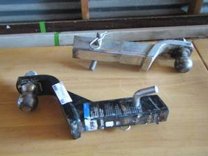 lot 94 image: Drop 5 14 in trailer hitch qty 2- balls are 2 each