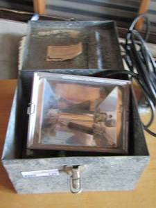 lot 126 image: QR-500 series quartz flood light