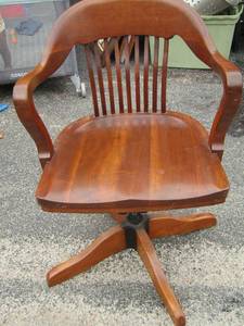 lot 146 image: wooden chair swivels