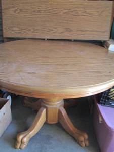 lot 156 image: round dining room table has 1 leaf