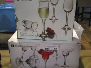 lot 175 image: Essential home 6 piece margarita set,    4 piece good band flute set glasses