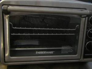 lot 233 image: Faberware toaster oven,  very clean on the inside