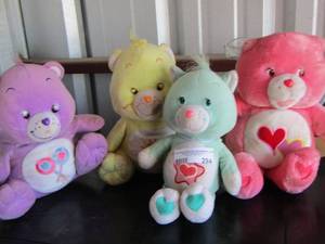 lot 294 image: ORIGINAL CARE BEARS  qty 4