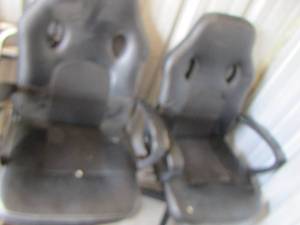 lot 318 image: 2  used office rolling chairs
