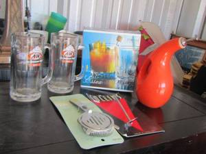 lot 319 image: A&W glass mugs- strainer, mixing spoon and more