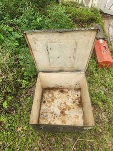 lot 230 image: Square metal toolbox-storage box