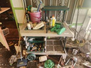 lot 206 image: Rolling plastic garden workstation and contents