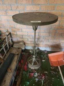 lot 202 image: Decorative table - 18 round and  31 tall