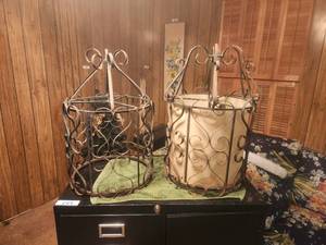 lot 139 image: Selection of 2 wrought iron hanging light shells - 20 tall
