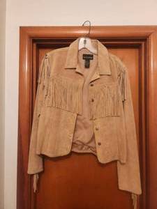 lot 131 image: MetroStyle leather jacket with tassels - 10