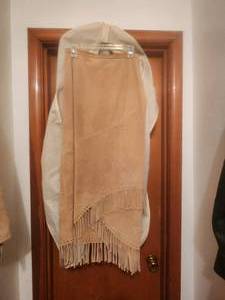 lot 128 image: MetroStyle leather long skirt - 10