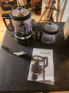 lot 91 image: KitchenAid processor