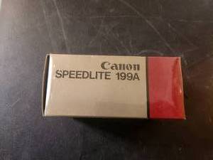 lot 79 image: Canon Speedlite 199A