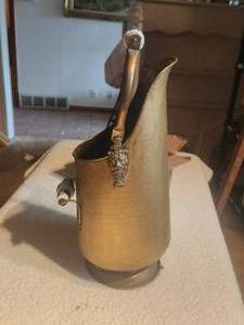 lot 56 image: Vintage brass - pitcher, umbrella stand, coal bucket - needs nuts to hold handle on