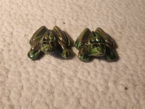 lot 32 image: Selection of naughty frogs